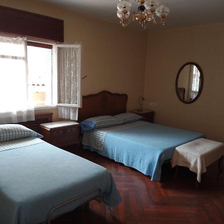 Pension Los Pinos Gijon Ngoại thất bức ảnh