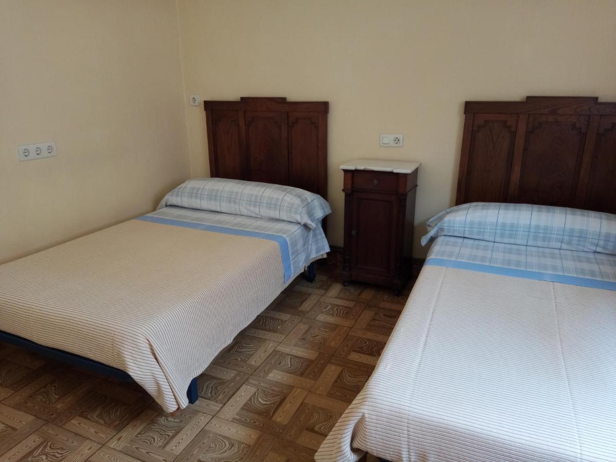 Pension Los Pinos Gijon Ngoại thất bức ảnh