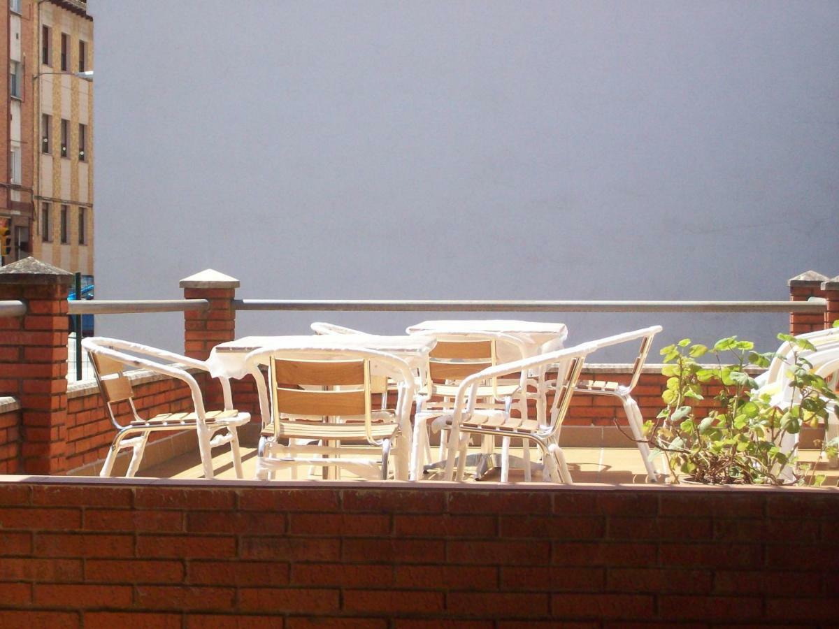Pension Los Pinos Gijon Ngoại thất bức ảnh