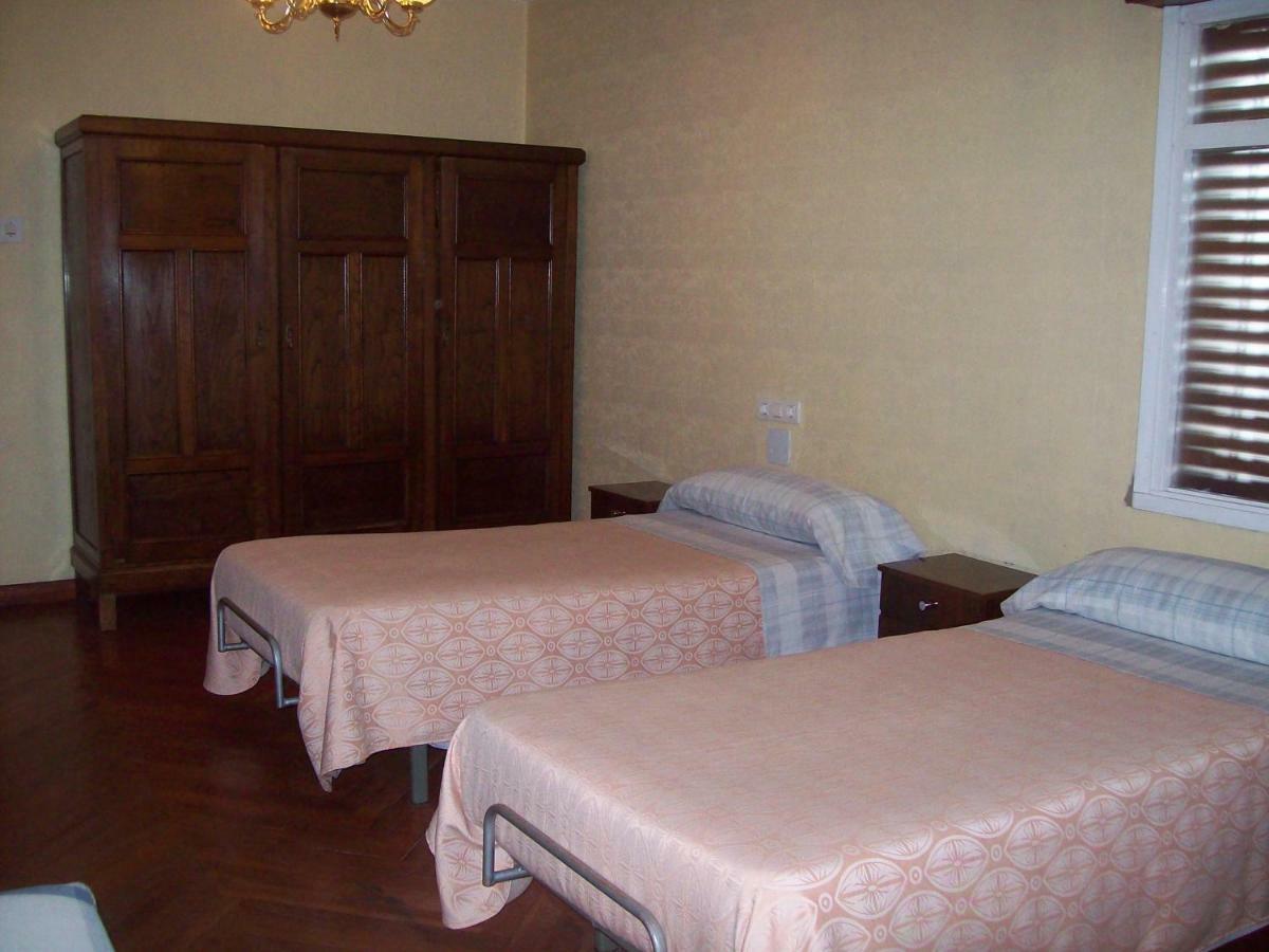 Pension Los Pinos Gijon Ngoại thất bức ảnh